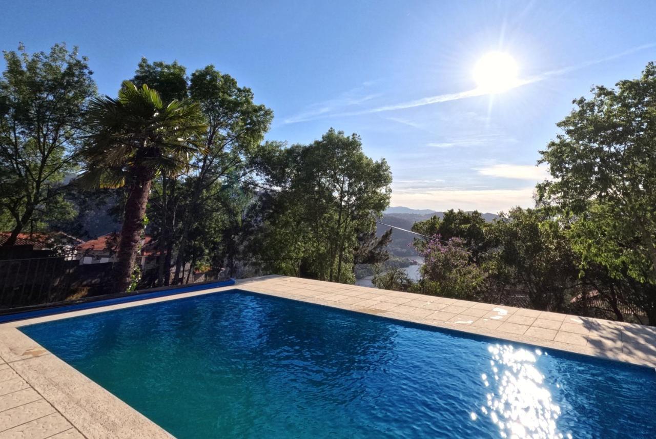 Casa De Pinheiral Bed & Breakfast Baiao Bagian luar foto