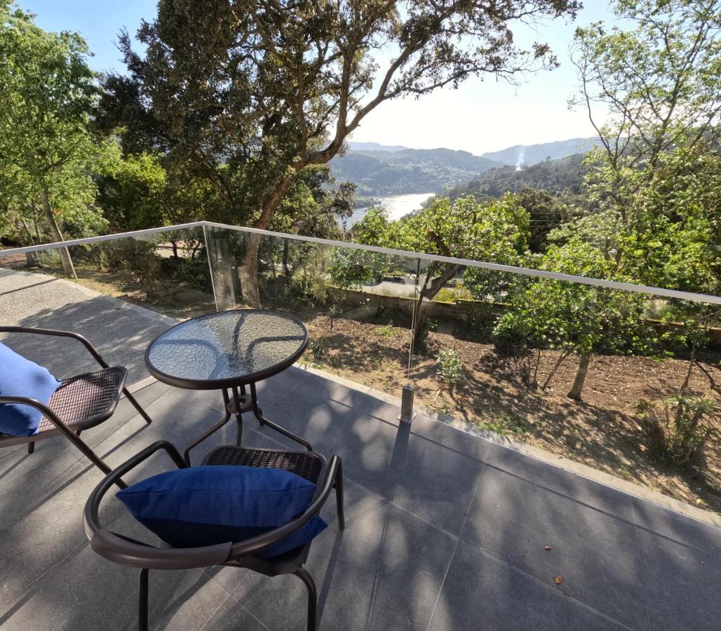 Casa De Pinheiral Bed & Breakfast Baiao Bagian luar foto